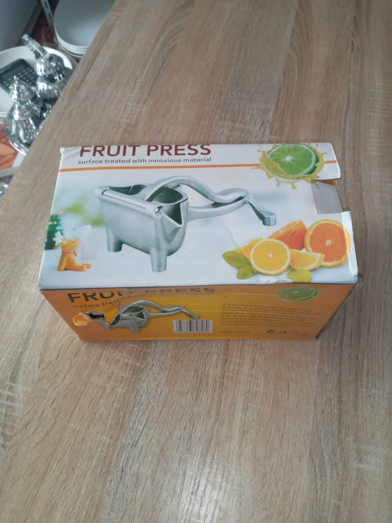 عصارة و خلاط للبيع Presse-fruits et mixeur à vendre