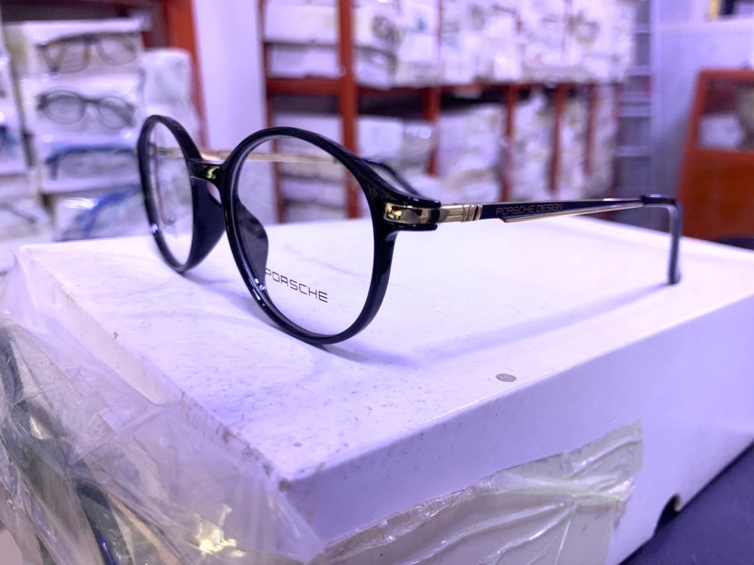 نظارات طبية و شمسية موديلات عصرية من محل الدده للنظارات