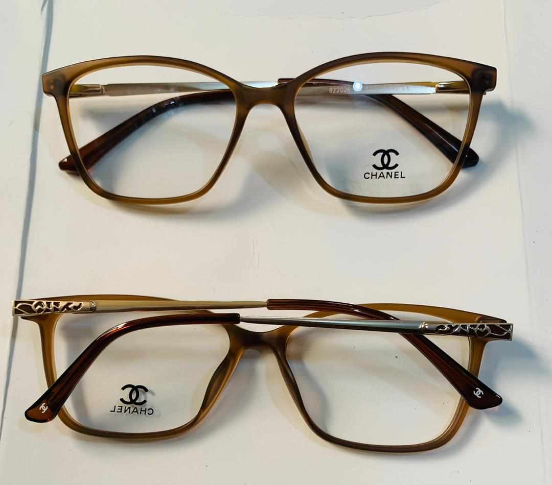 نظارات طبية و شمسية للصغار و الكبار متوفرة لدى البقيع للنظارات